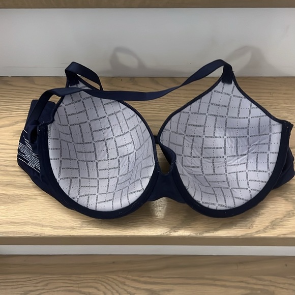 Victoria's Secret Intimates & Sleepwear 3 For 2 Victorias Secret T